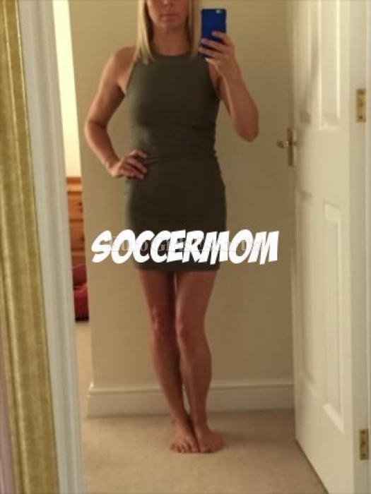 Sexy Soccer Mom Escort Girl Locations In Vancouver Micro Escort