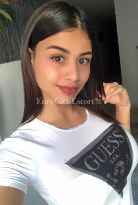Juli , agency Pasarela Vip Escort