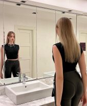 VIP ALYSSA SILLK