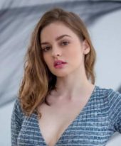 Elina1